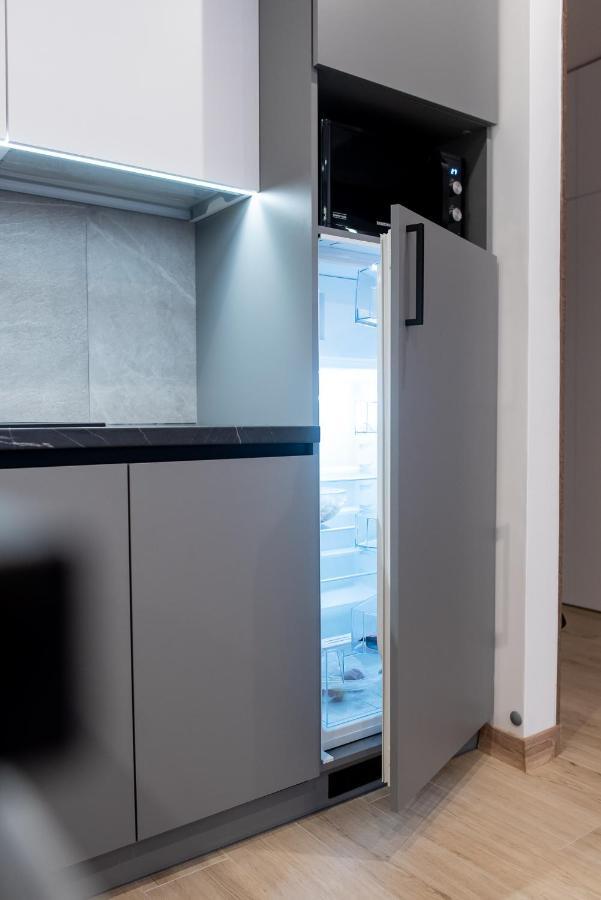 Dream Life Apartment Lviv Bagian luar foto