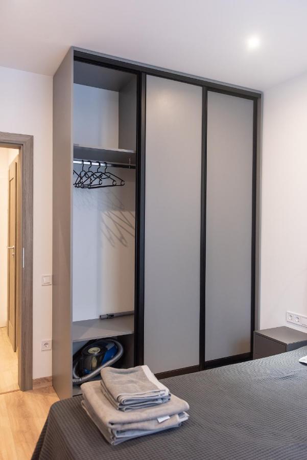 Dream Life Apartment Lviv Bagian luar foto